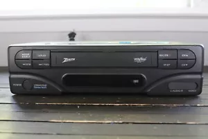 Zenith VRM4220HF VCR VHS Tape Player Video Recorder - Picture 1 of 6