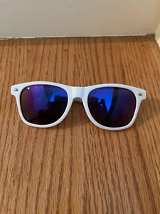 Gafas de sol Google blancas sin estuche - Imagen 1 de 4