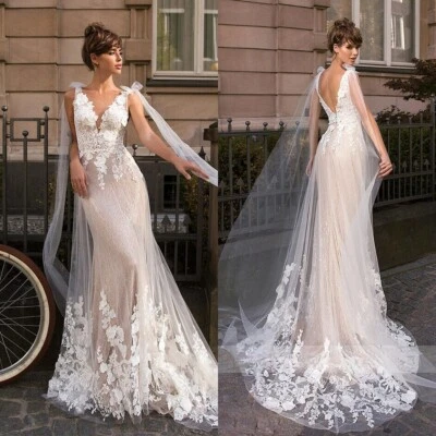 Elegant Mermaid Wedding Dresses V-Neck Backless Lace Applique Beaded Bridal Gown - Image 1 of 4