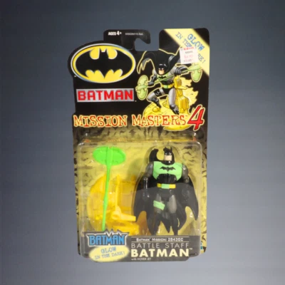 VINTAGE 2002 HASBRO BATMAN MISSION MASTERS 4 GLOW IN DARK BATTLE STAFF FIGURE - image 1 of 4
