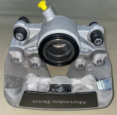 Capiler de freno delantero derecho Mercedes-Benz - 204-421-36-81 - para CLS400, C350 y más Foto 1 de 4