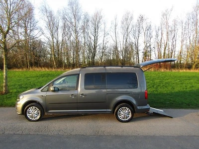 2020 Volkswagen Caddy Maxi Life 2.0 TDI 5dr DSG Wheelchair Accessible Vehicle WA - Image 1 of 4