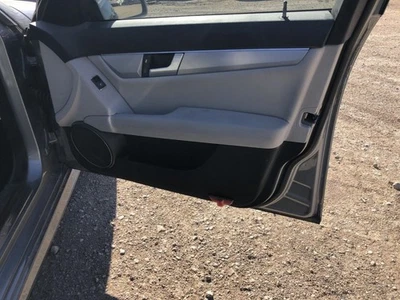 Mercedes Benz C250 2012-2014 interior delantero puerta moldura pasajero derecho 9134 Foto 1 de 4