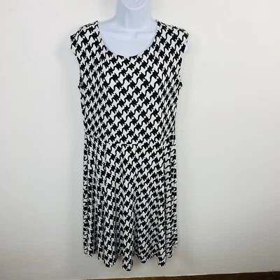 Vestido para mujer George talla M 8/10 negro blanco geométrico sin mangas hasta la rodilla  Foto 1 de 4