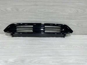 2019 2020 2021 Ford Edge MKZ front bumper lower grill KT4-17K945-V-W - Picture 1 of 9