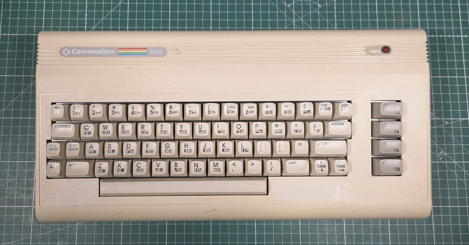 Computer Commodore 64G - Immagine 1 di 4