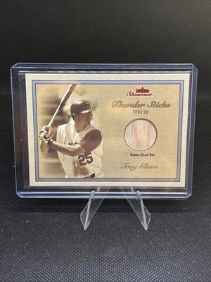 Fleer Showcase 2003 "Thunder Sticks" Troy Glaus reliquia #TS-TG SN 194/899 Foto 1 de 4