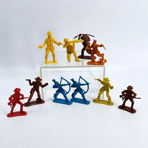 10-VINTAGE MID-CENTURY HONG KONG KUNSTSTOFF COWBOY/INDIANER ACTION WESTERN FIGUREN - Bild 1 von 11