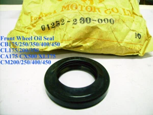 Honda CL175 CL250 CX500 XL175 CM250 CM450 Front Wheel Oil Seal NOS 91252-230-000 - Bild 1 von 2