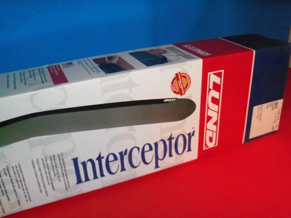 NEW LUND SMOKED BUG SHIELD FITS 02-05 DODGE RAM TRUCKS 18413 SR - Image 1 of 1