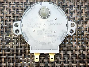 NEU ORIGINAL PANASONIC SYNCHRON MIKROWELLE PLATTENSPIELER MOTOR TYJ50-8A19 I5.5 - Bild 1 von 2