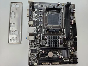 Gigabyte GA-78LMT-S2 Rev.1.2 AMD 760G microATX Sockel AM3+ Motherboard - Bild 1 von 2