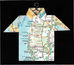 Camisa Mapa Origami Michigan, Muskegon, Onekama, Pentwater, Whitehall, White Cloud - Imagen 1 de 2