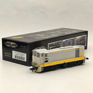 1:76 Murphy Models MM0121 Class 121 Diesel Locomotive B121 in CIE Grey livery - Picture 1 of 12