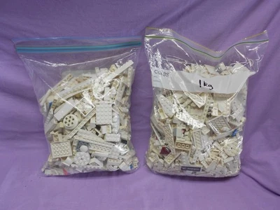 Lego bulk lot bricks pieces parts assorted genuine white 1kg - image 1 of 4