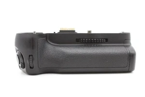 Pentax D-BG4 Battery Grip for K-7 K-5 Mint Condition JAPAN - Picture 1 of 9