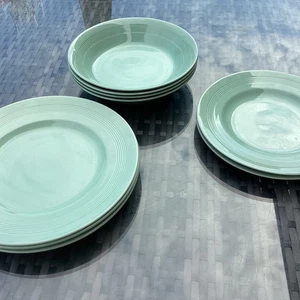 Woods Beryl Ware Green Plates & Bowls - Picture 1 of 5