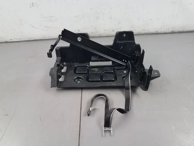 2015 Dodge Challenger R/T багажник аккумулятор лоток / удерживающий #3329 V11 - Изображение 1 из 4