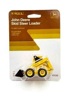 1/64 JOHN DEERE 675 SKID STEER LOADER - Picture 1 of 1