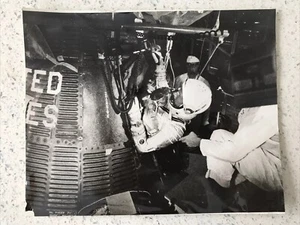 Original Wally Schirra 'Mercury Atlas 7' May 1962 NASA Photo w/ Official Stamps! - Picture 1 of 12