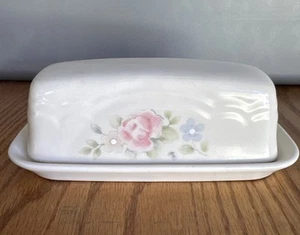 Plato de mantequilla cubierto de rosa de té Pfaltzgraff 7” vintage rosas cottagecore EE. UU. - Imagen 1 de 6