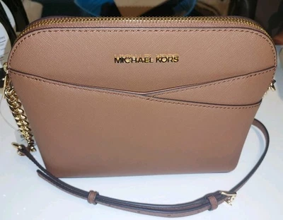 👜 Michael Kors Jet Set Travel MD Dome Crossbody – Leather – NWT - Image 1 of 4