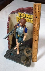 Tomb Raider Lara Croft Wet Suit Playmates Figure 1998 #72001 - Picture 1 of 8