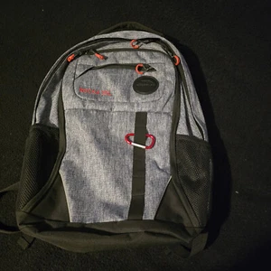 Trespass Rocka Outdoor Walking Hiking Backpack Rucksack Bag Grey 35L Used once - Picture 1 of 6