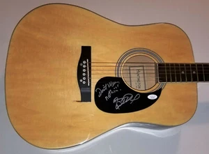 Richard Marx signierte neue Akustikgitarre mit "Don't Mean Nothing" Aufschrift JSA - Bild 1 von 3
