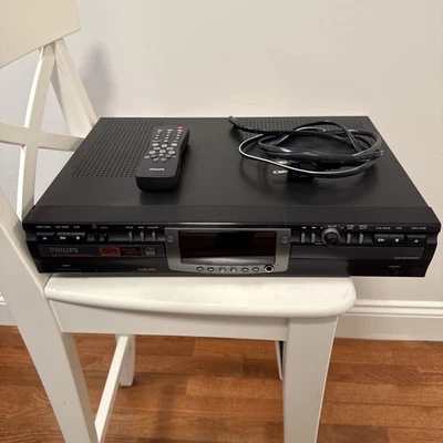 Grabadora de CD de audio de doble cubierta de alta velocidad Philips CDR775/17 con control remoto Foto 1 de 4