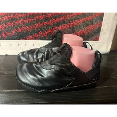 Nike Air Zoom Pulse Nursing Shoes Slip Triple Black Mens Size 7.5  - Image 1 of 4