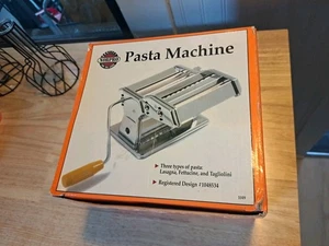 Norpro Pasta Machine Model #1049 Handcrank Complete in Box - Picture 1 of 2