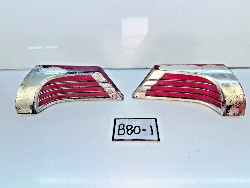 OEM 1959 1960 1961 CHEVROLET IMPALA ARM REST REFLECTORS B80-1 - Image 1 of 4