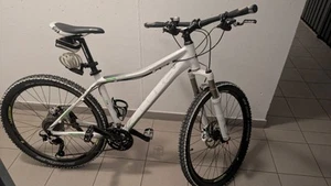 CUBE Mountainbike Access WLS SL Alu 17'' Reifen 26 weiß-grün + 2 neue Schläuche - Bild 1 von 8
