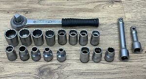 GEDORE 1/2" Drive Ratchet 1993Z & 13 Metric & 3 AF Sockets & 2 Extension Bars