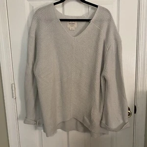 Cotton On Urban Knit Supply Archy & Co Womens Cream V Neck Sweater Sz Medium - Picture 1 of 13