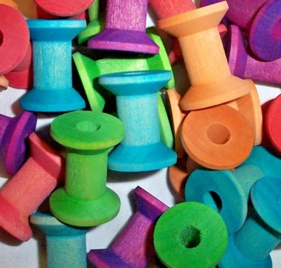 25 piezas de juguete de loro pájaro colores carretes de madera carretes de reloj de arena de madera de 1-1/8"   Foto 1 de 3