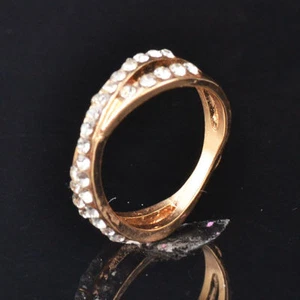 Gold White Rhinestone Ring Size 7  - Bild 1 von 3
