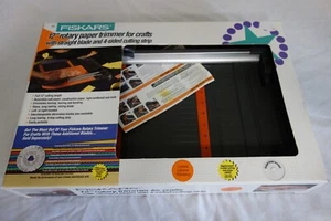 Fiskars 12" Rotary Paper Trimmer with 3 Blades Great Condition - Bild 1 von 6