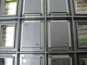 1pcs INTERSIL - RENESAS HMP8117CZ COLOR SIGNAL DECODER, QFP80 - Imagen 1 de 2
