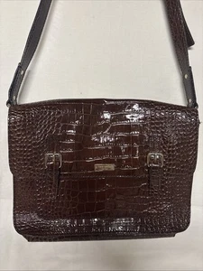 Bolso Mensajero Kate Spade New York Marrón Cocodrilo Repujado - Imagen 1 de 7