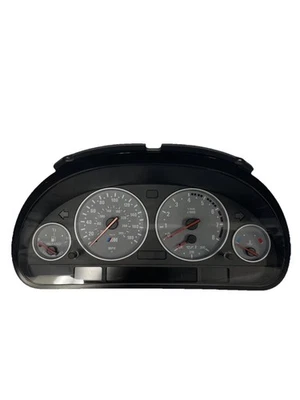 BMW M5 E39 2000 OEM velocímetro medidor cuadro de instrumentos 130 k millas 2000-2003 Foto 1 de 4