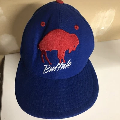 New Era Buffalo Bills size 6 7/8 hat - Image 1 of 4