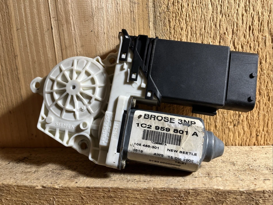 ☆OEM☆ MOTOR VENTANA ELÉCTRICA PASAJERO DELANTERO VOLKSWAGEN BEETLE 2002-2010 1C2959801A Foto 1 de 1