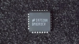 National Semiconductor DP8392CV Coaxial Transceiver IC 28PLCC - Picture 1 of 1