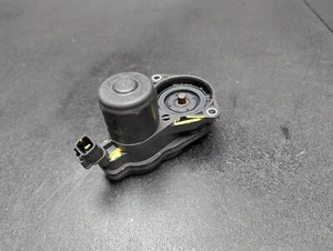 Actuador freno estacionamiento trasero izquierdo Toyota RAV4 2021 46310-33010 2019 2020-2024 - Imagen 1 de 10