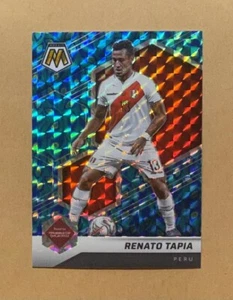 2021-22 Panini Mosaik #45 Renato Tapia T-Mall ASIA Wahl Pfau Prizm SP Peru - Bild 1 von 2