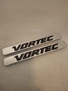 Vortec Emblems Badges Truck Chrome/Blk **PAIR** - Bild 1 von 3