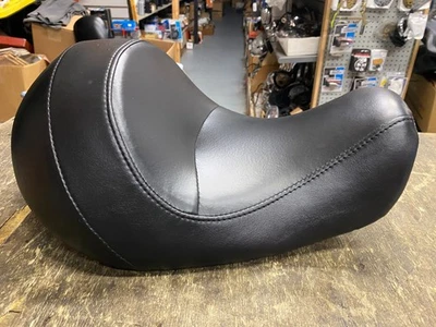 Harley Dyna Super Reduced Reach Seat FXD Superglide Low Rider Wide Glide OEM - Image 1 of 4