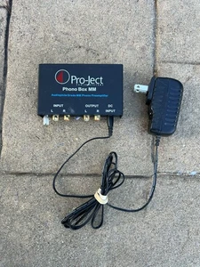 Pro-Ject Phono Box MM Phono Preamp With Line Output (Black) - Picture 1 of 2